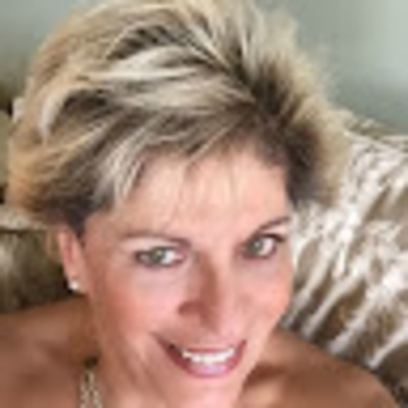 Meet your Posher, Raysa - Picture 1 of 1